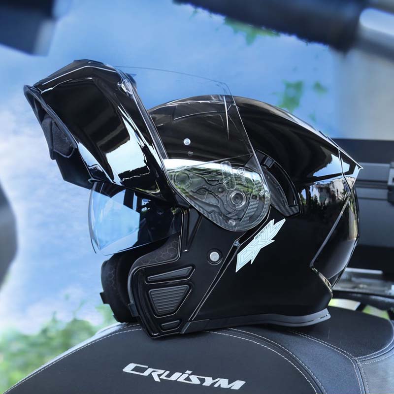 Skuggor Dual Visor Modular Flip-Up Helmet With DOT And ECE Certification